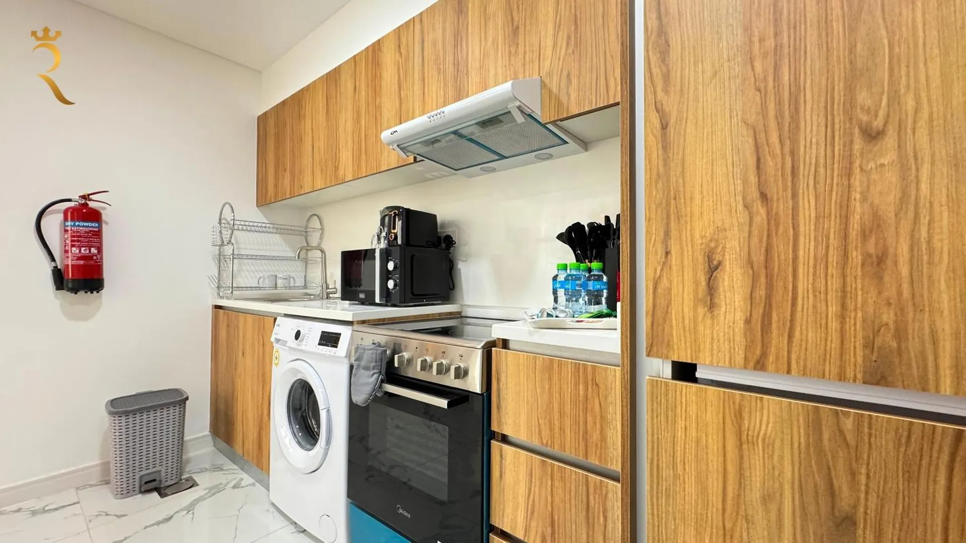Chic 2Br Oasis Masdar City Escape Abu Dhabi