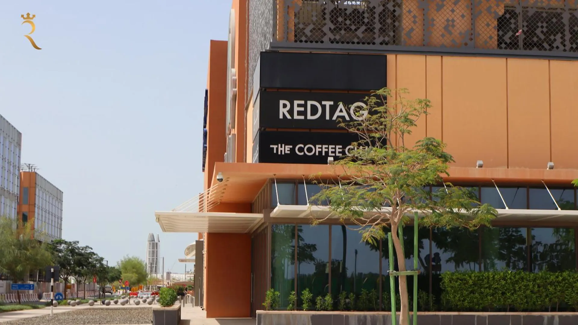 Chic 2Br Oasis Masdar City Escape Abu Dhabi